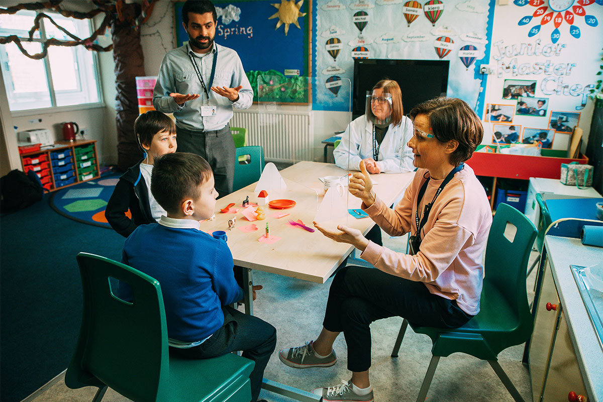 Hearing Unit Children Working